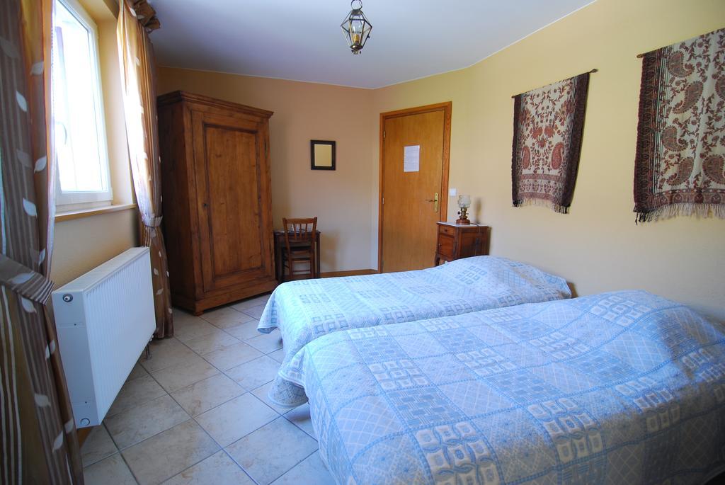 Chambres D'Hotes Gilles Schneider Husseren-les-Chateaux Bagian luar foto